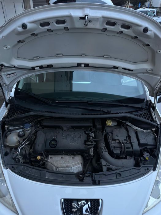 Peugeot 207 - An fabricatie 2011