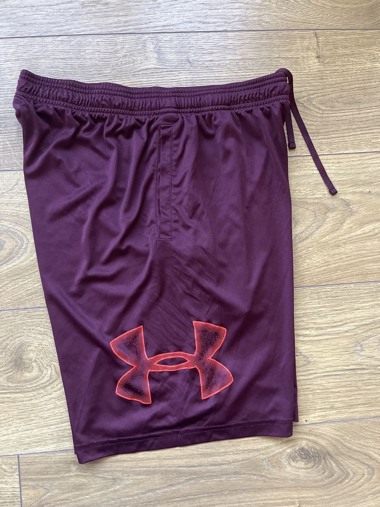Under Armour : Tech Graphic Short - размер Л / Оригинал