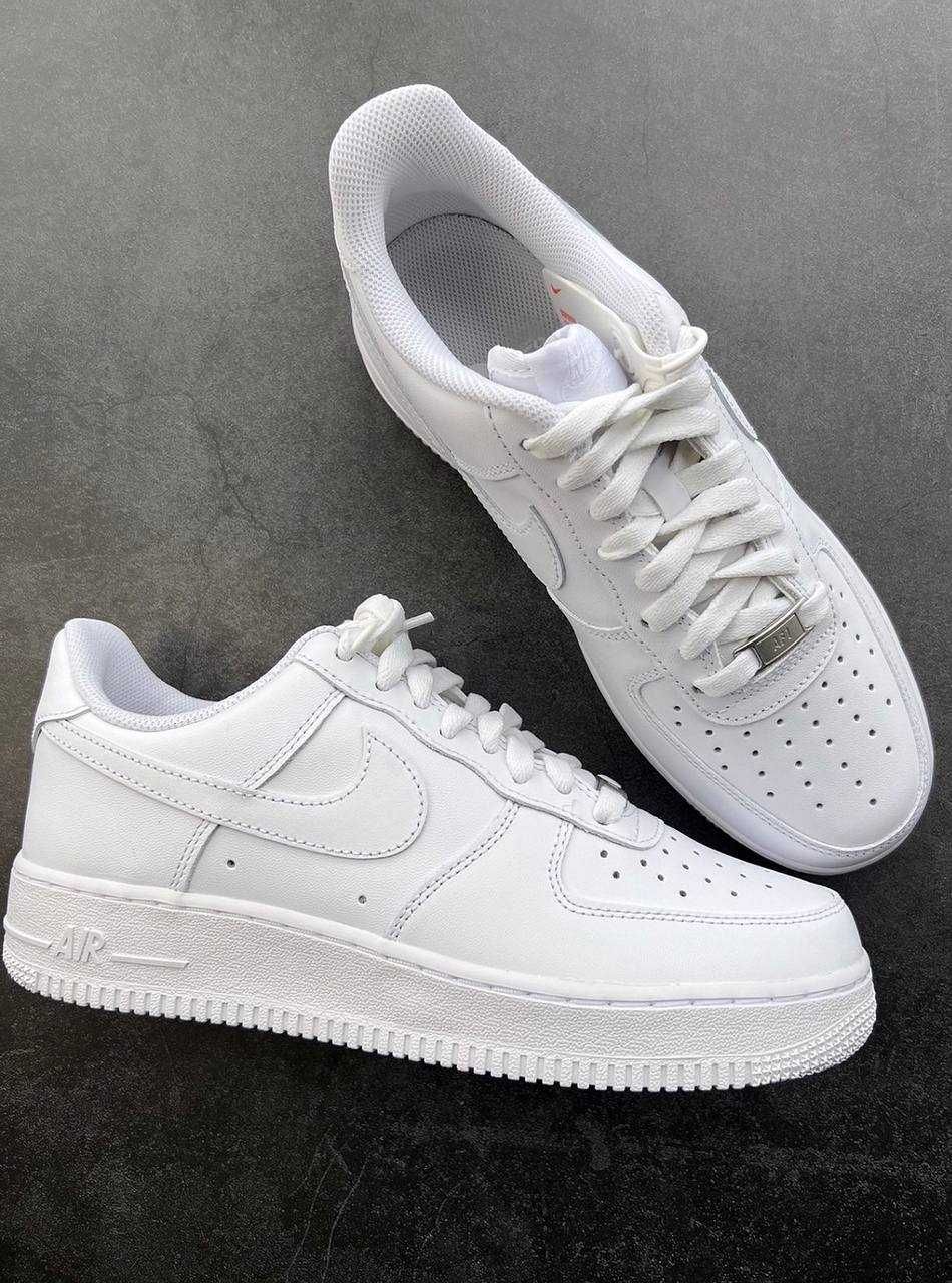 Кроссовки: Nike Air Force 1 Low 07