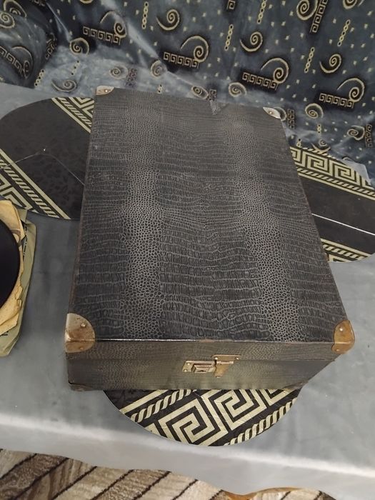 Superb patefon, gramofon PRISMAPHONE GOLDRING, fabricat în anul 1923.