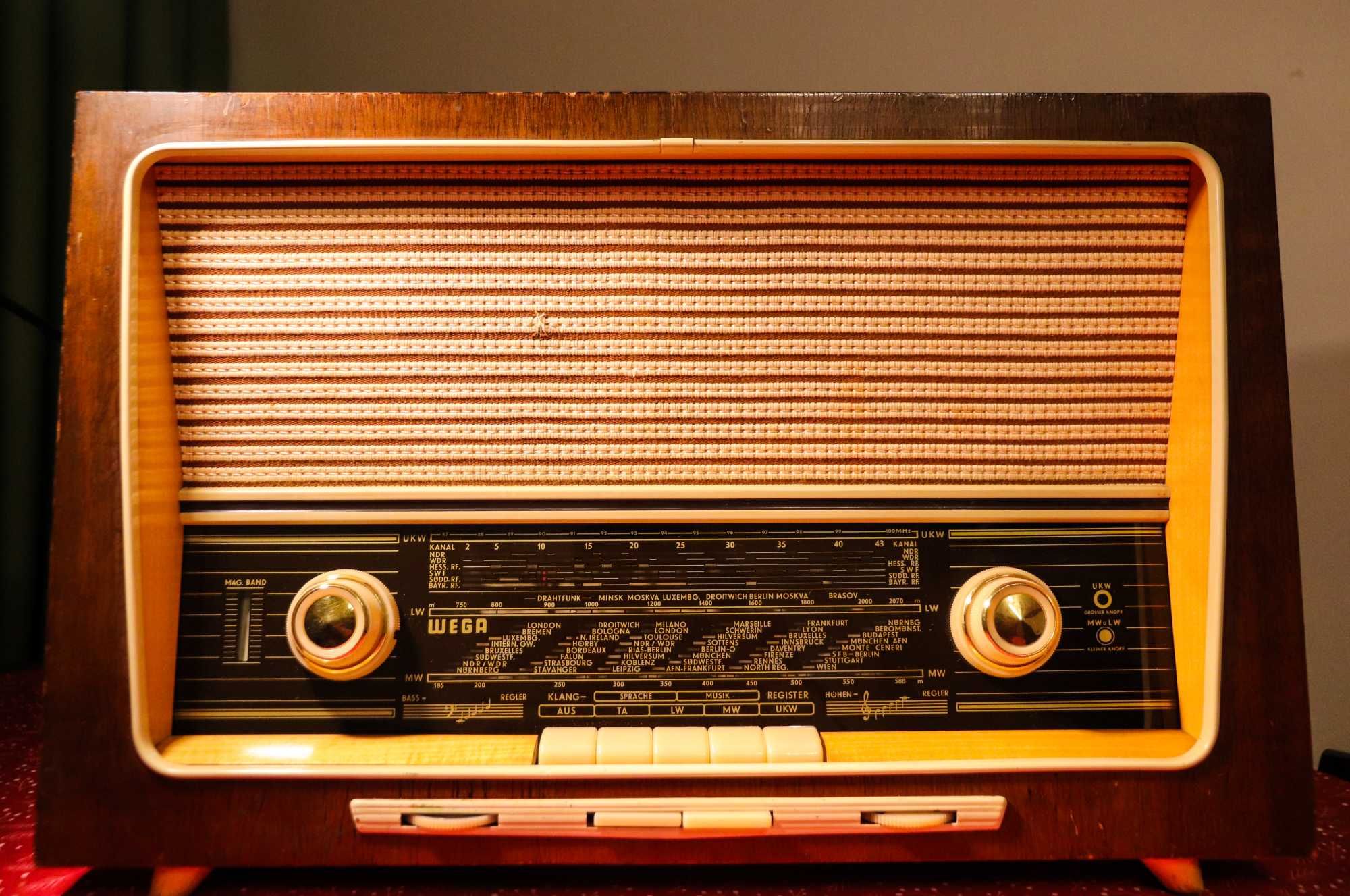 Radio antic/lampi Capri, Stassfurt, Hornyphone, Wega, Grundig