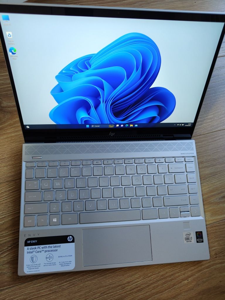 Hp Envy / 13,3 inch 4k / i7-1065G7/ RAM 8 GB / ssd 128 GB /