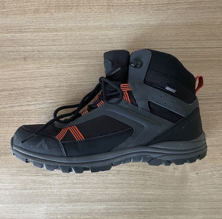 Vând pantofi drumetie McKinley Maine II Mid Aquabase