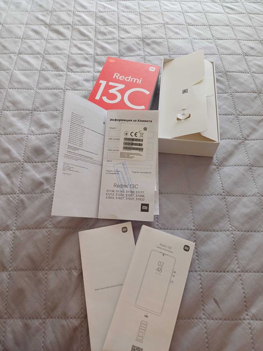 Продава се телефон Xiomi  Redmi 13C