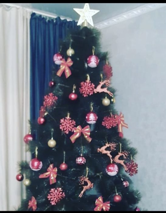 Продам искуственную елку