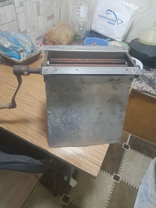 Продаеться дробилка для вина