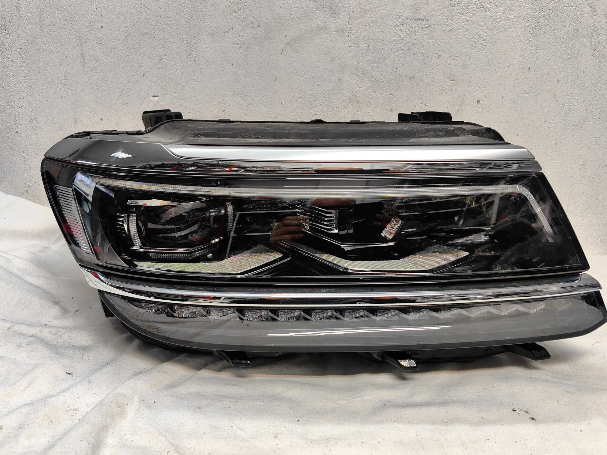 Оригинален фар Vw Tiguan Full Led