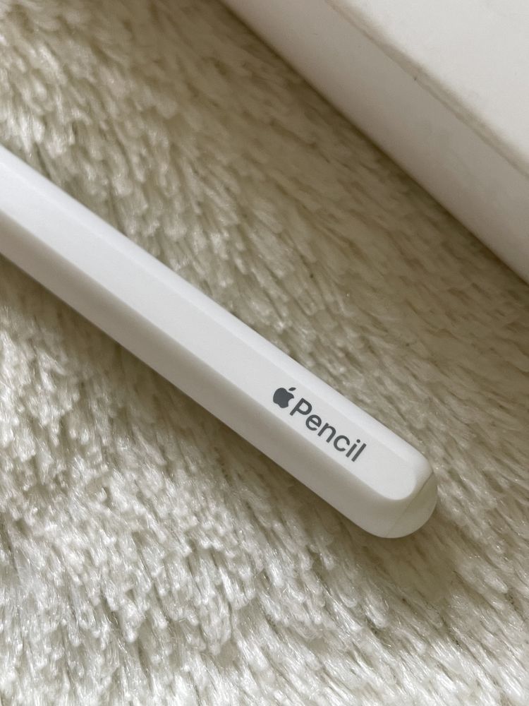 Продам pencil apple 2 поколение