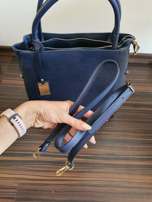 Кожена дамска чанта