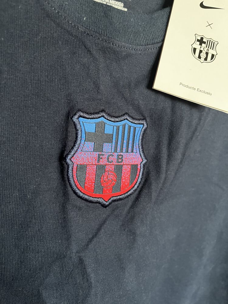 Оригинална тениска FC Barcelona на Nike с лого