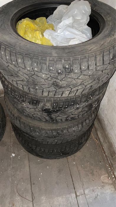 Продам зимние резины Нокиан