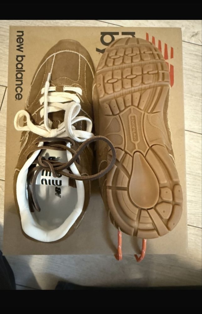 New balance x miu miu