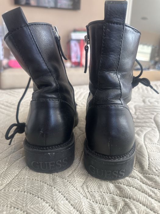 Ботуши Guess естествена кожа