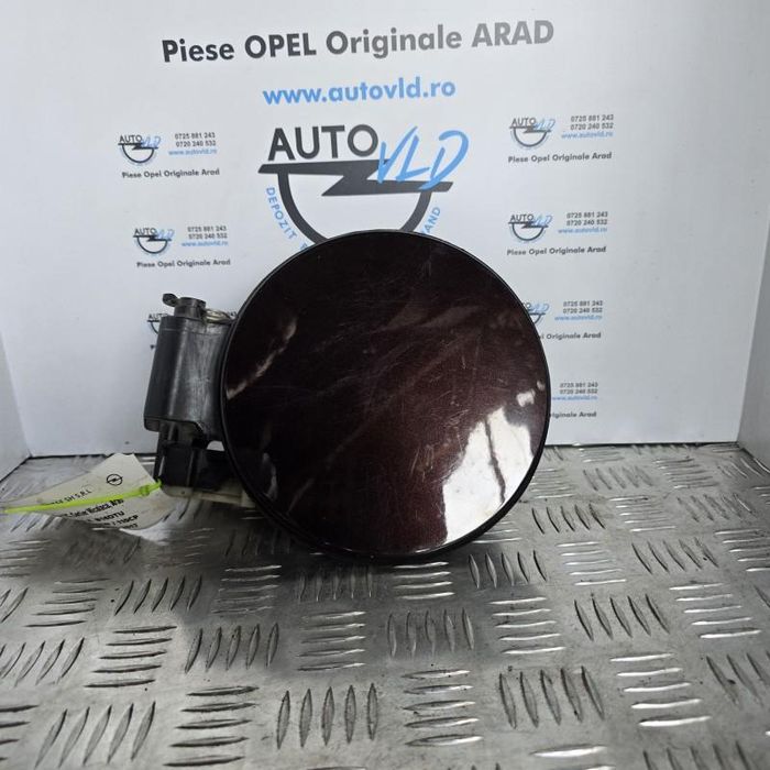 Capac usa rezervor cu motoras Opel Mokka X