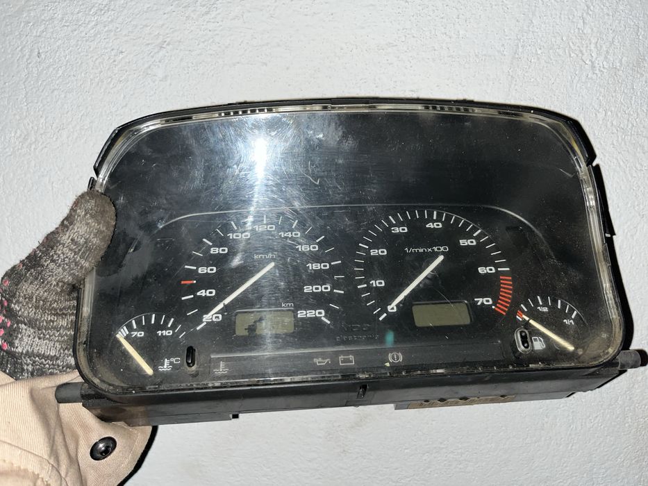 продам приборную панель гольф 2