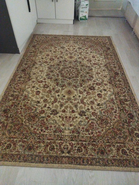 Продается ковер.