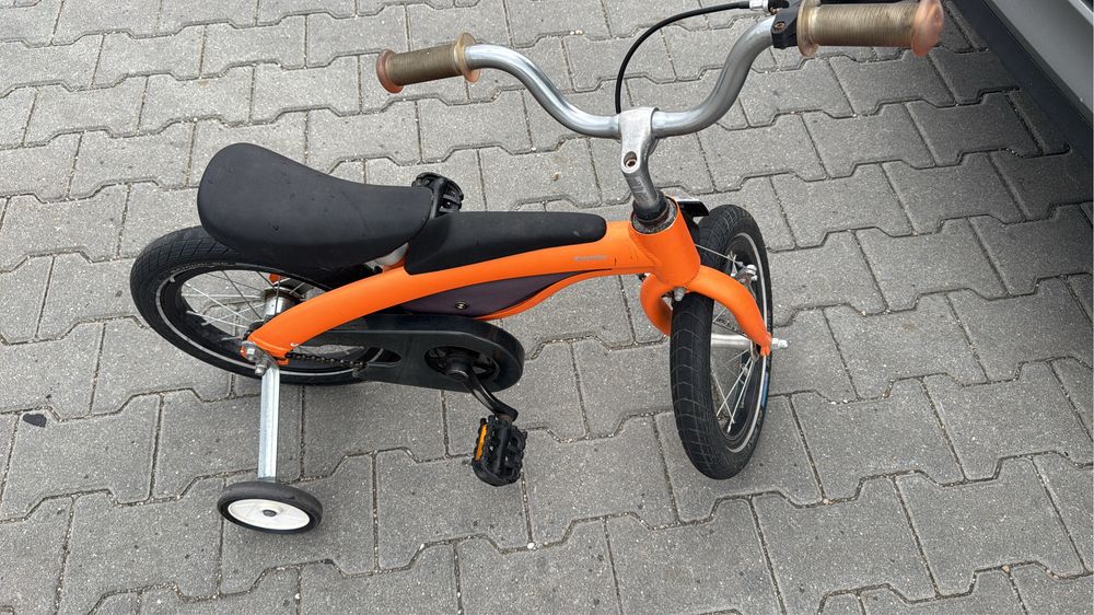 Bicicleta copii bmw pe 14