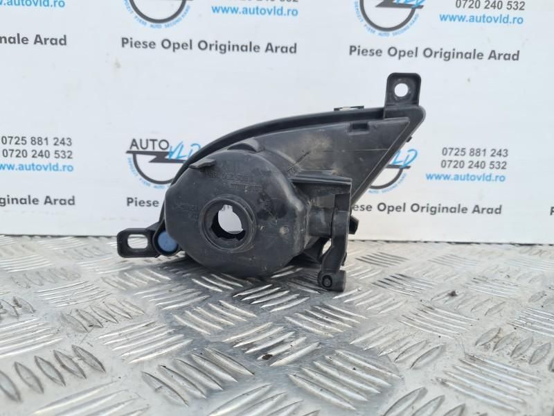 Proiector ceata dreapta BMW Seria 5 LCI E61