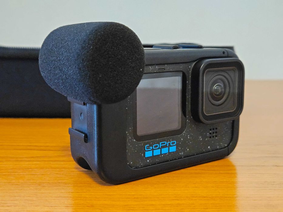 GoPro Hero 12 Black + Media Mod + Pachet de accesorii + Garantie