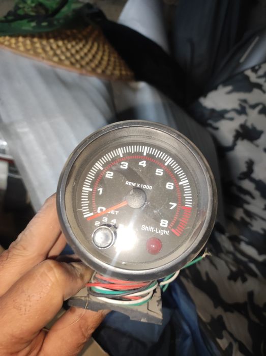 Тахометр электронный