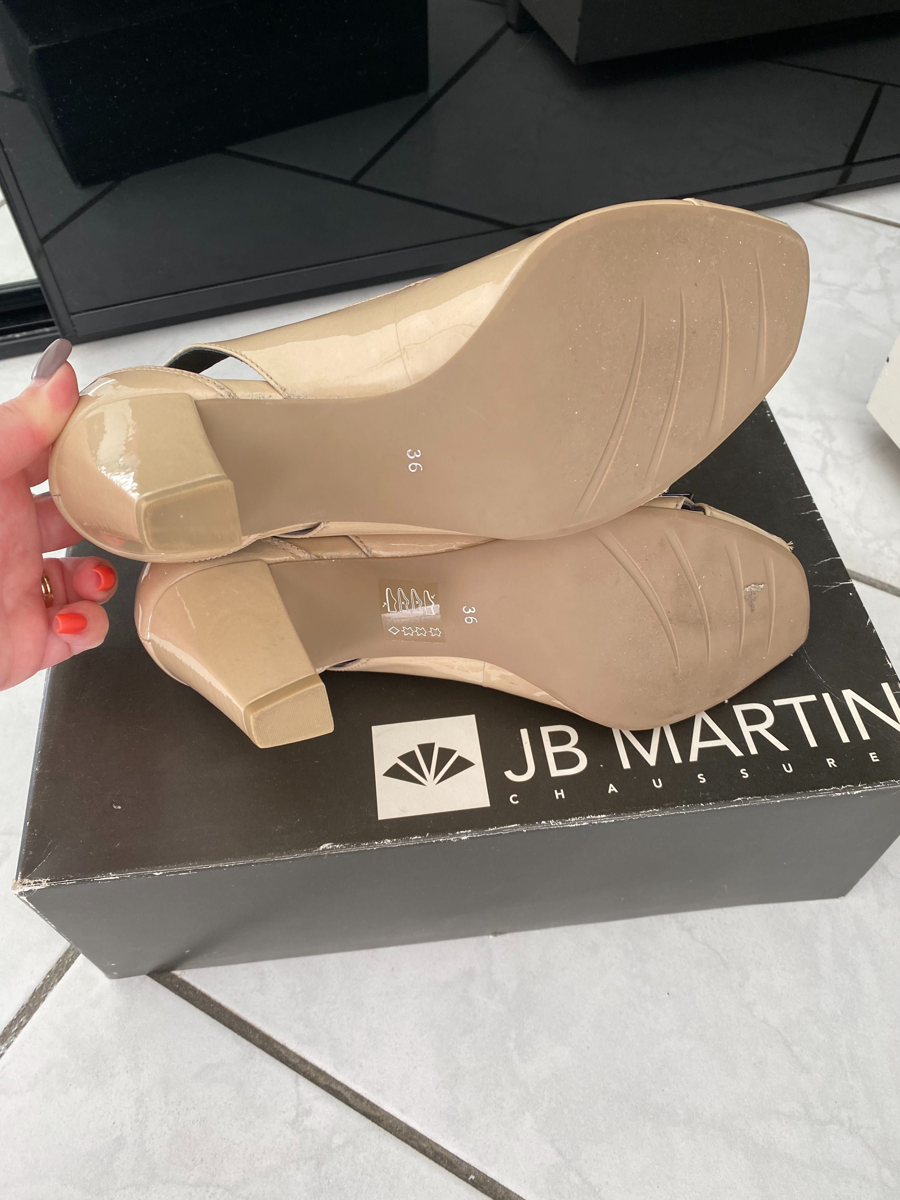 Pantofi decupați JB MARTIN beige / piele lacuita / 36 / NOI