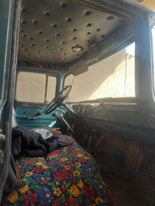 Zil Sotiladi srochna !  Нархи яна савдолашилади.