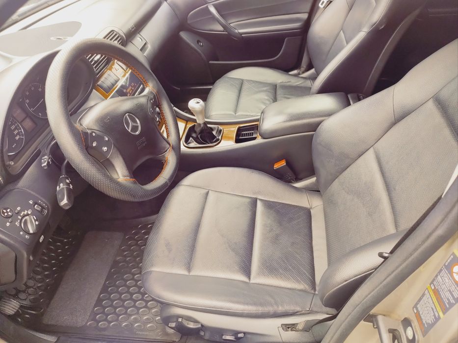 Vând Mercedes w203 impecabil benzina 166000 km