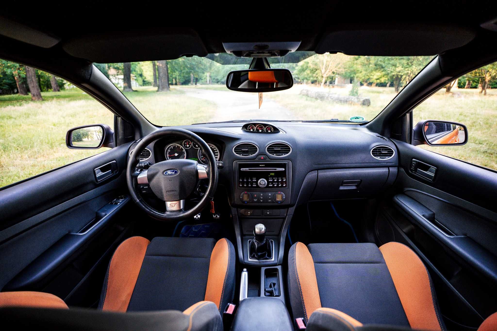 Ford  Focus ST Mk2 225