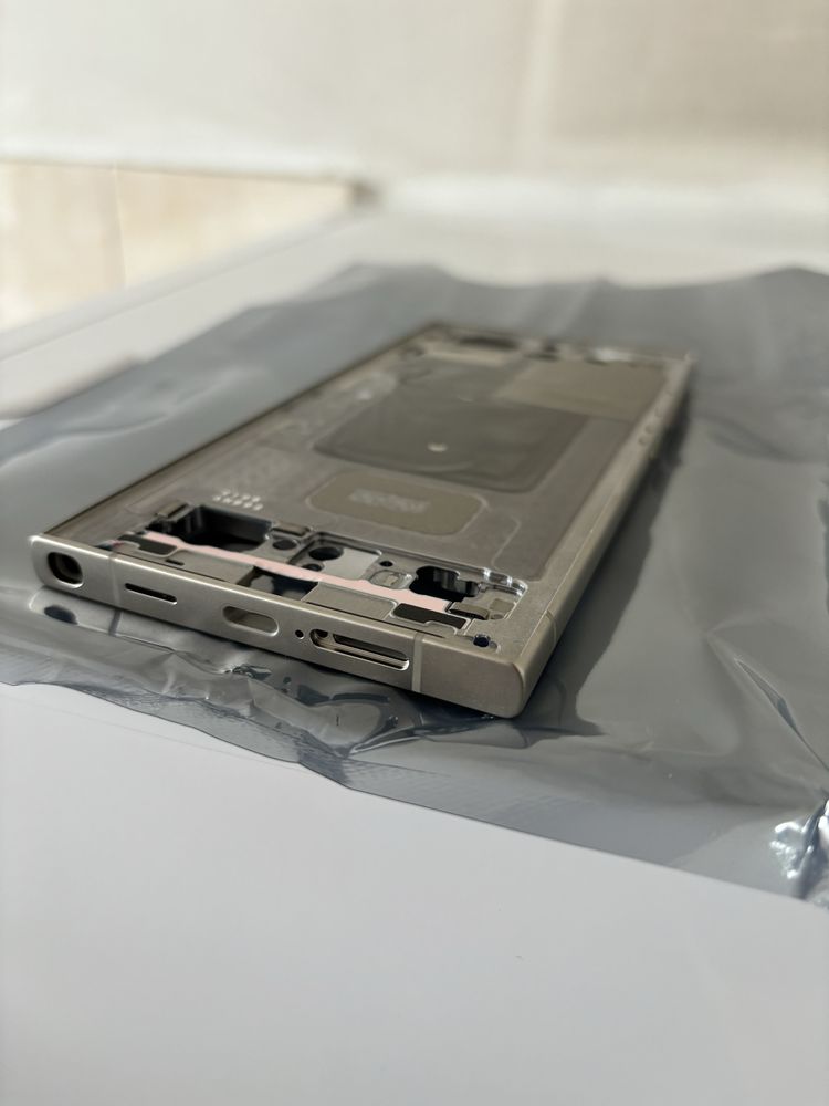 Корпус-Рамка за Samsung galaxy s24 ultra