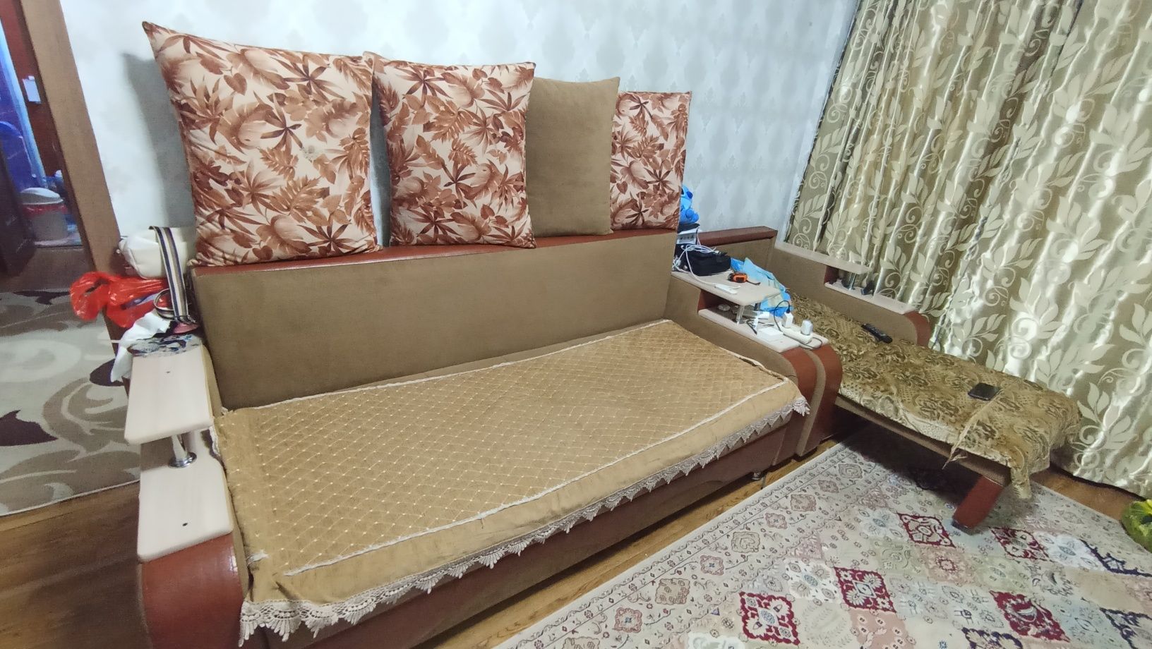 Срочно Продам диван + кресло