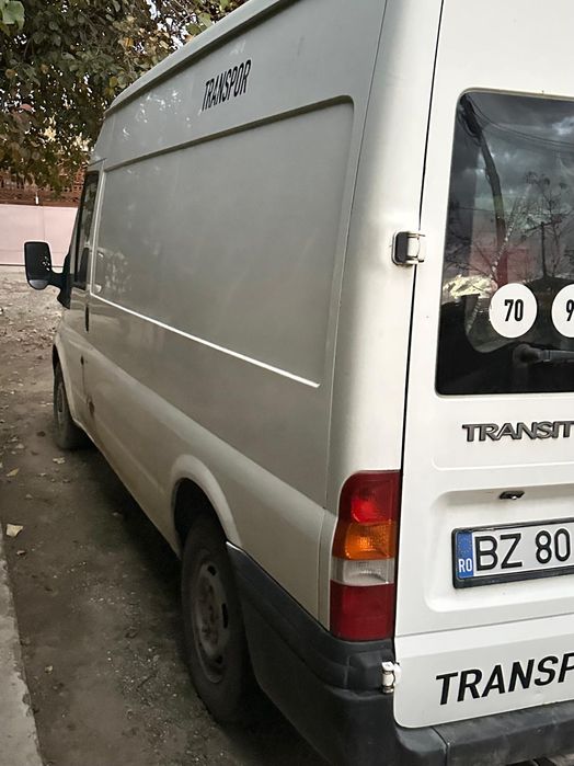 Vând Ford Transit