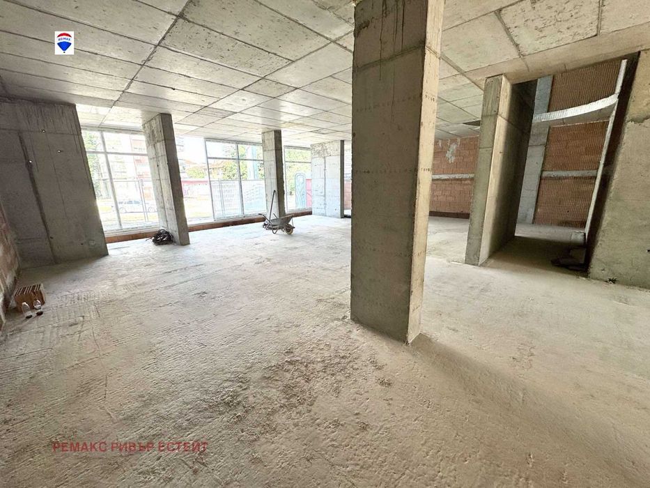 Магазин/ търговско помещение за продажба кв. ЦЮР ново строителство