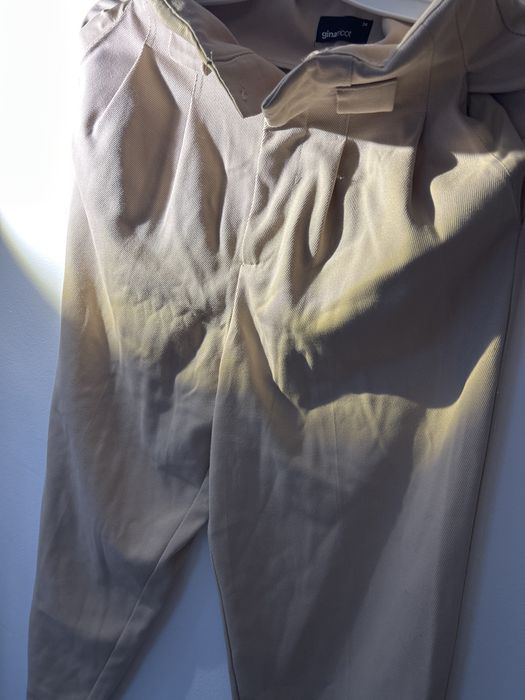 Pantaloni eleganti Gina Tricot