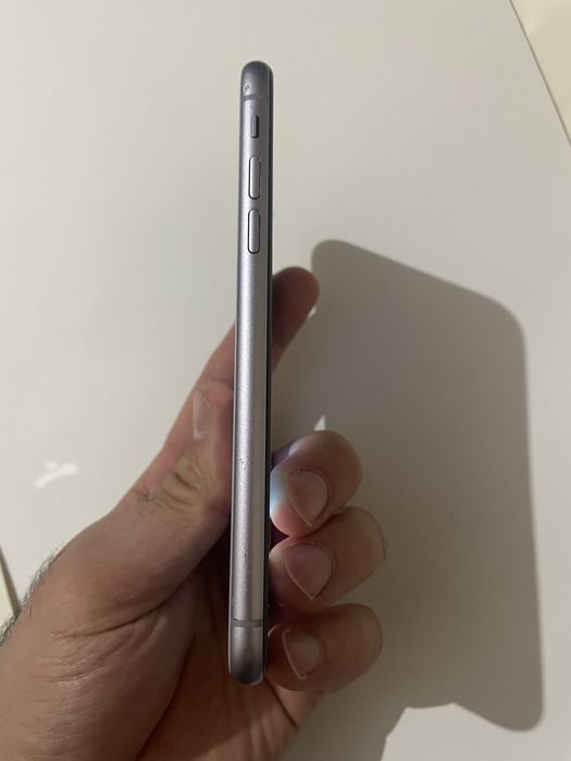 Iphone 11 , garantiya bor