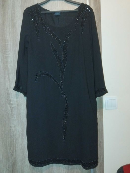 Шест рокли на страхотна цена