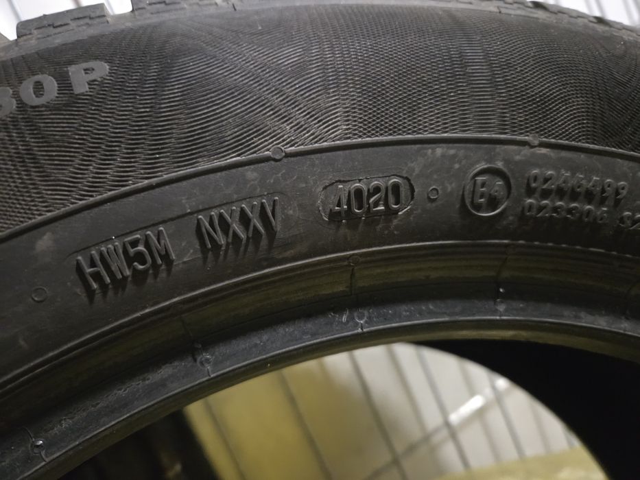 Anvelope iarna 215 60 16