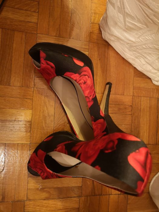 Pantofi de ocazie eleganti