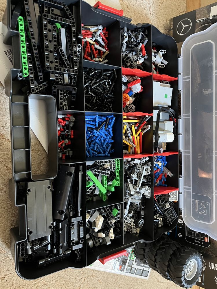 Lego Technic 42129 Mercedes 4x4 Truck