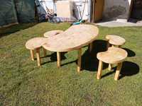 Бъбрековидна маса с 4 столчета