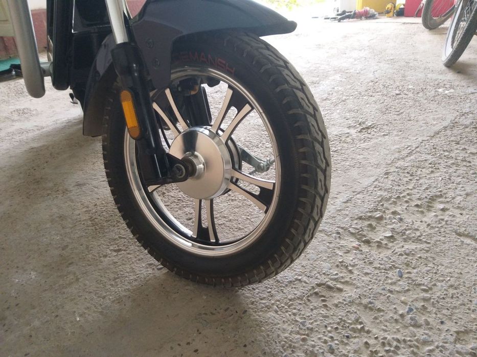 Электроскутер янги