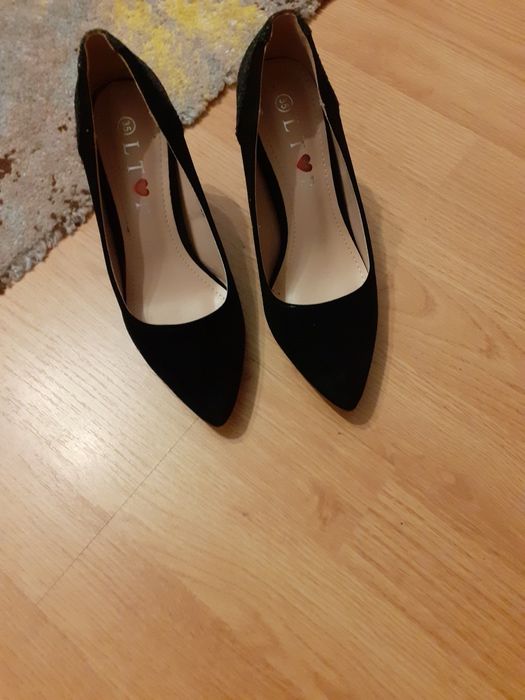 Pantofi de damă mărimea 35
