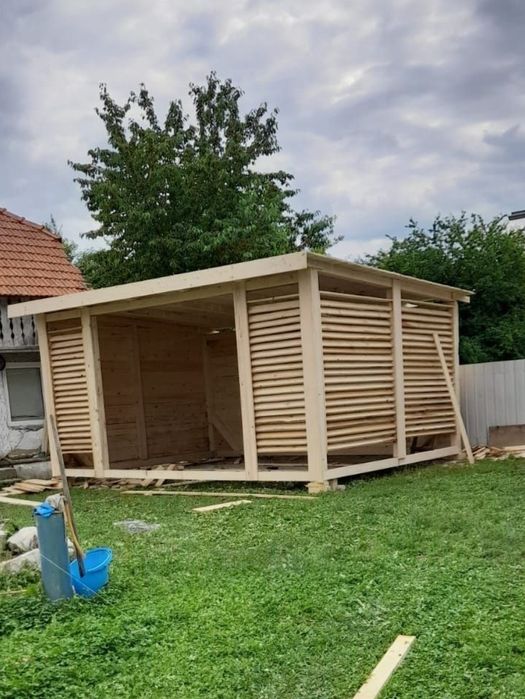 Vând foișoare de gradina