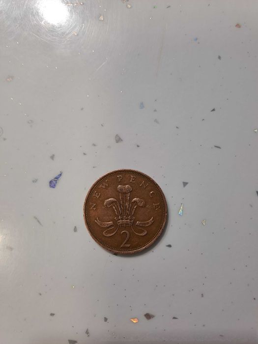 Vand moneda new pence elizabeth II anul 1980