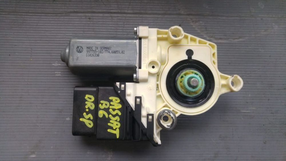 motoras macara dreapta spate vw passat b6 3c 974226111