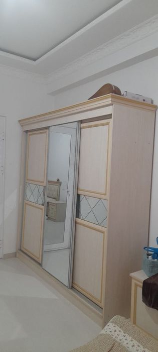 Spalniy komplekt sotiiladi