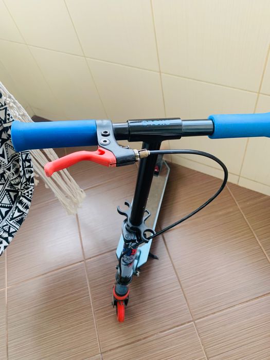 Trotinetă cu Suspensie şi Frână pe Ghidon Mid 5 Albastru Copii