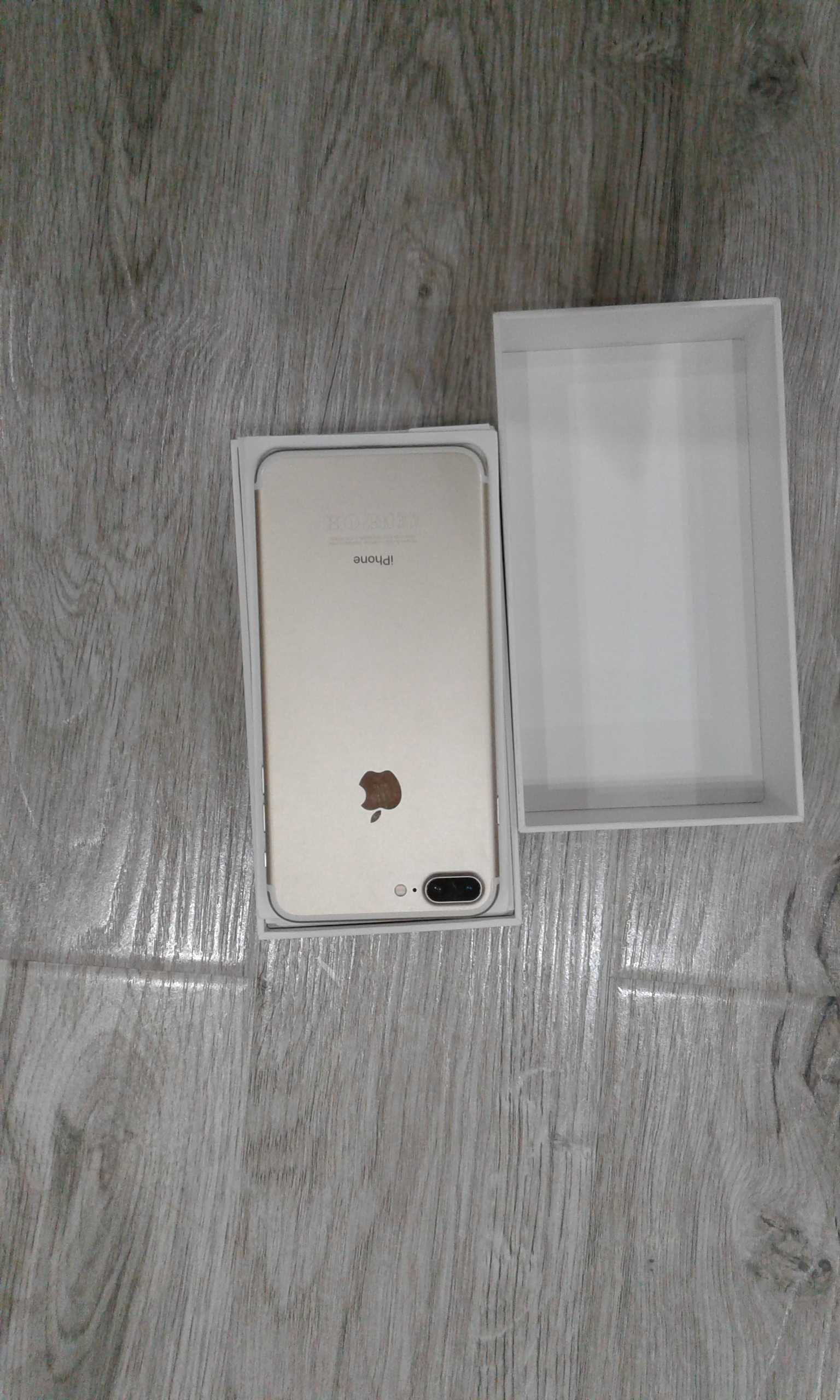 Айфон 7 plus продается