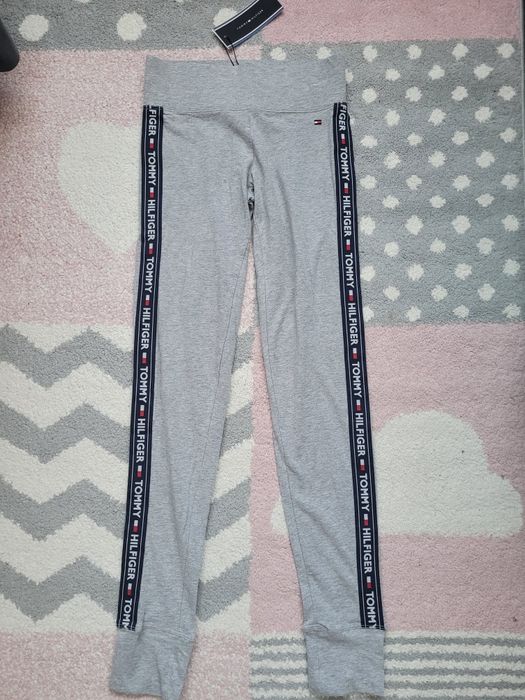 Colanti Tommy Hilfiger Xs, noi