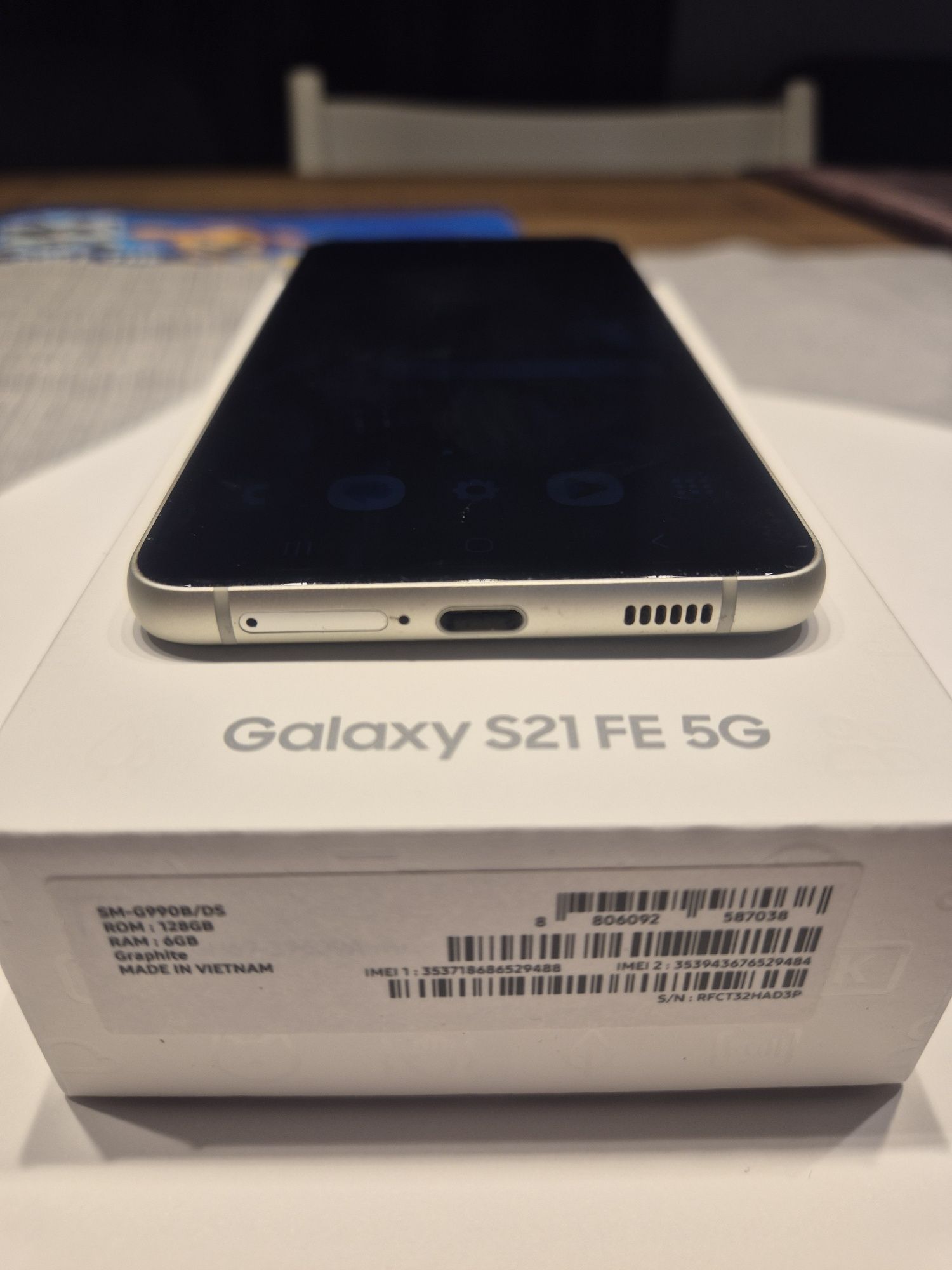 Vând Samsung S21 FE 5G