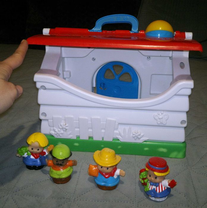 Fisher Price Little people